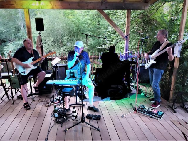 Borger Bluesband  sucht Schlagzeuger in - 1